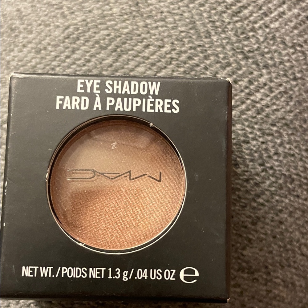 MAC Hey Eyeshadow